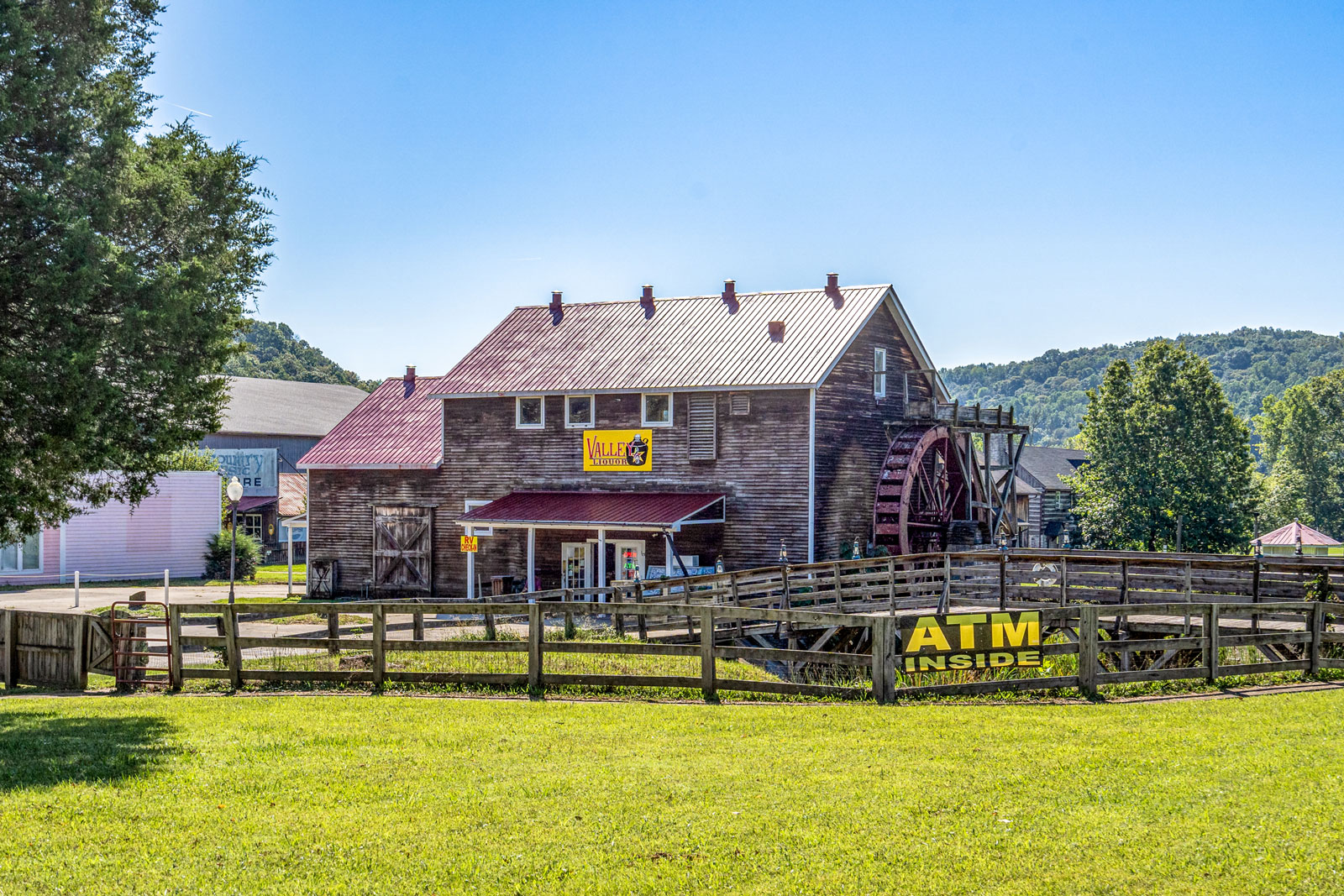 valley-liquor-renfro-valley-entertainment-center