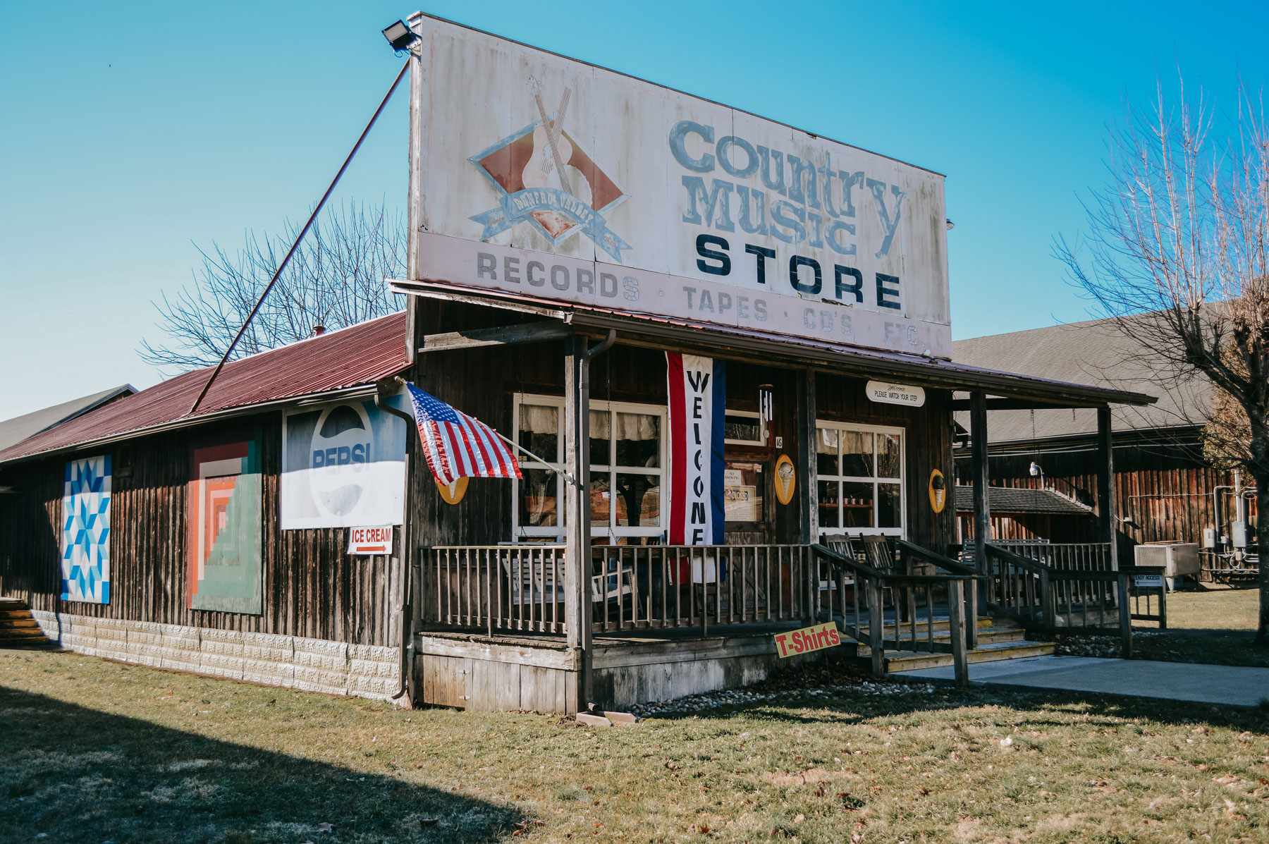 Shop Country Music Store | Renfro Valley Entertainment Center